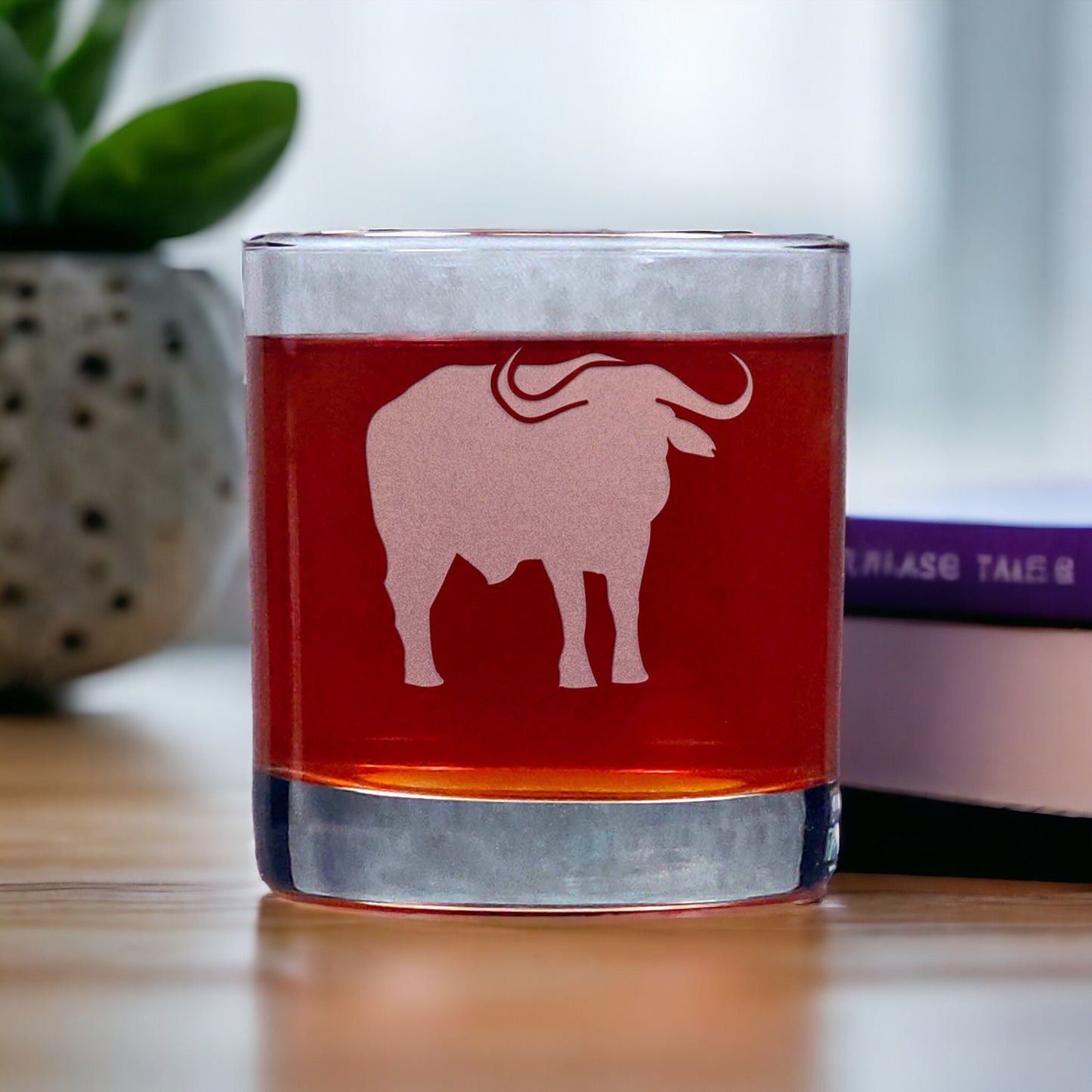 Cape Buffalo Whisky Glass - Copyright Hues in Glass