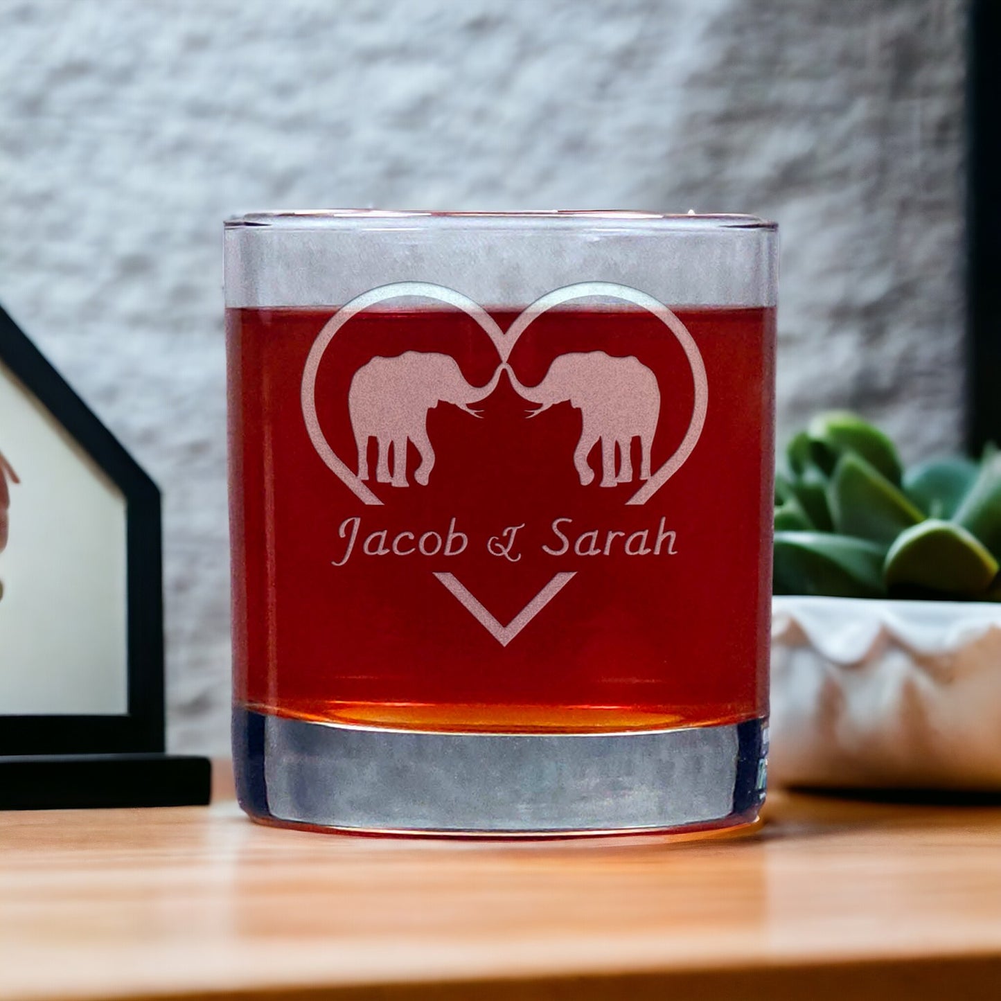 Personalized Elephants in Love Whisky Glass - Design 3 - Copyright Hues in Glass