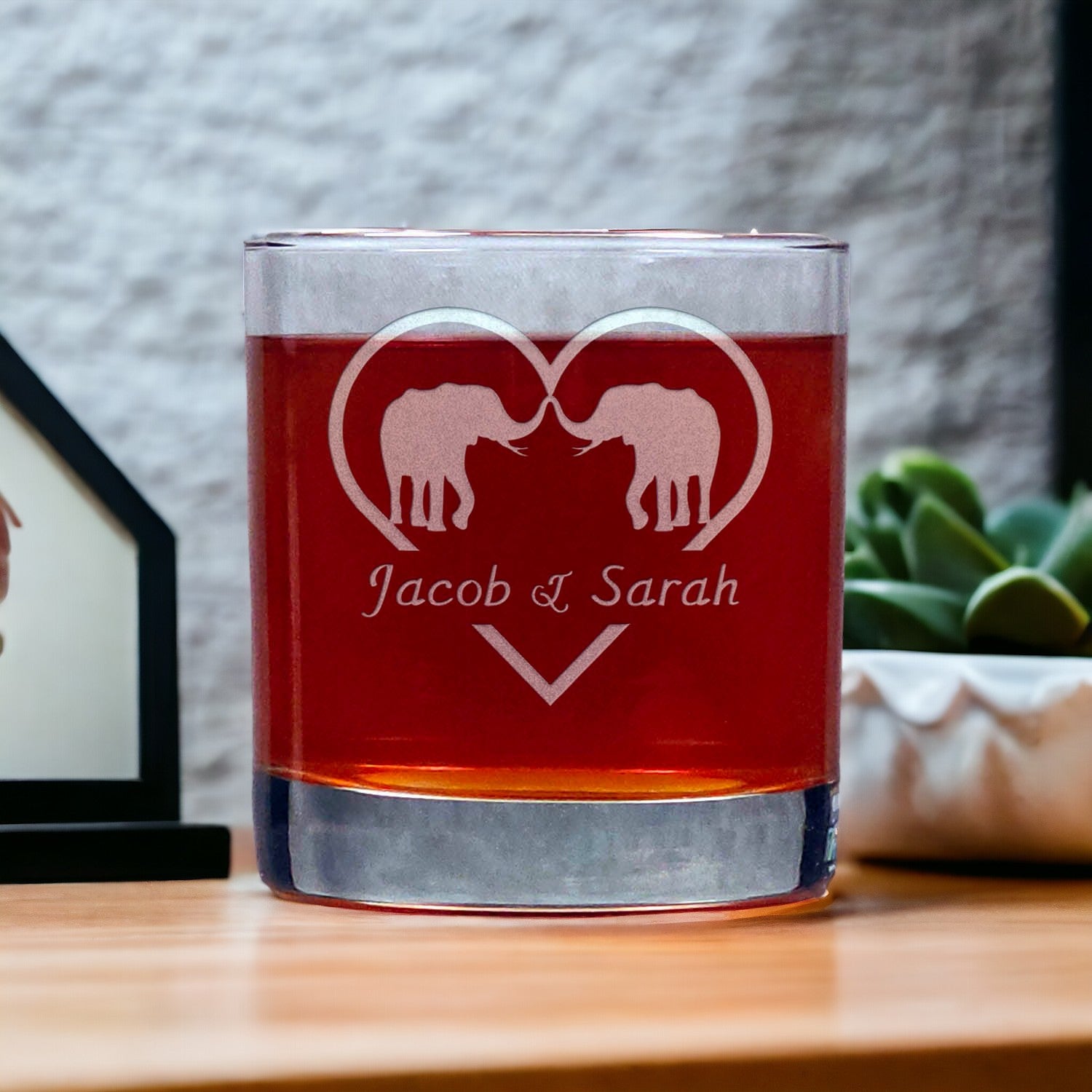 Personalized Elephants in Love Whisky Glass - Design 3 - Copyright Hues in Glass