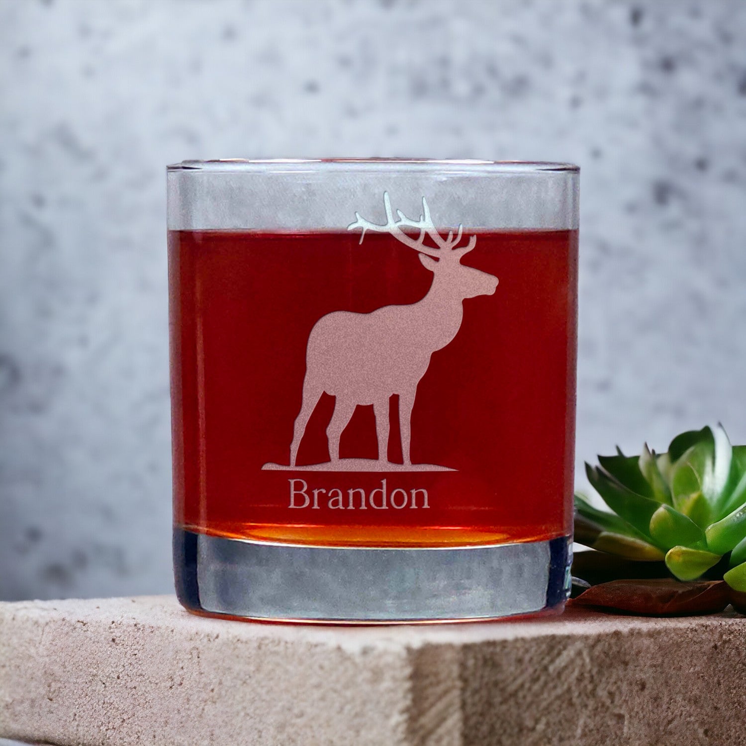 Personalized Elk Whisky Glass - Design 5 - Copyright Hues in Glass