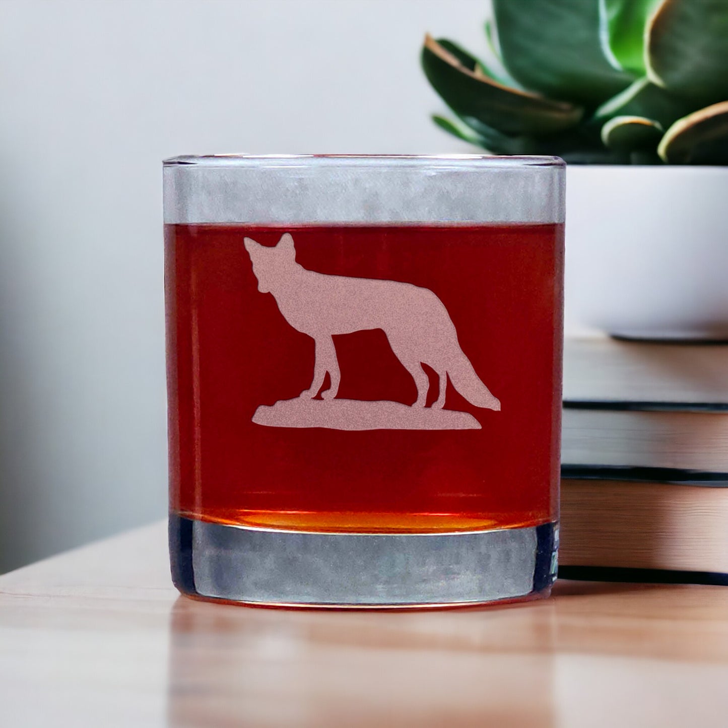 Fox Whisky Glass - Design 3 - Copyright Hues in Glass