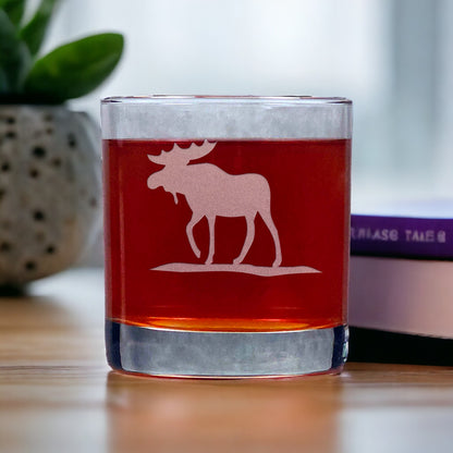 Moose 11oz Whisky Glass - Design 2 - Copyright Hues in Glass