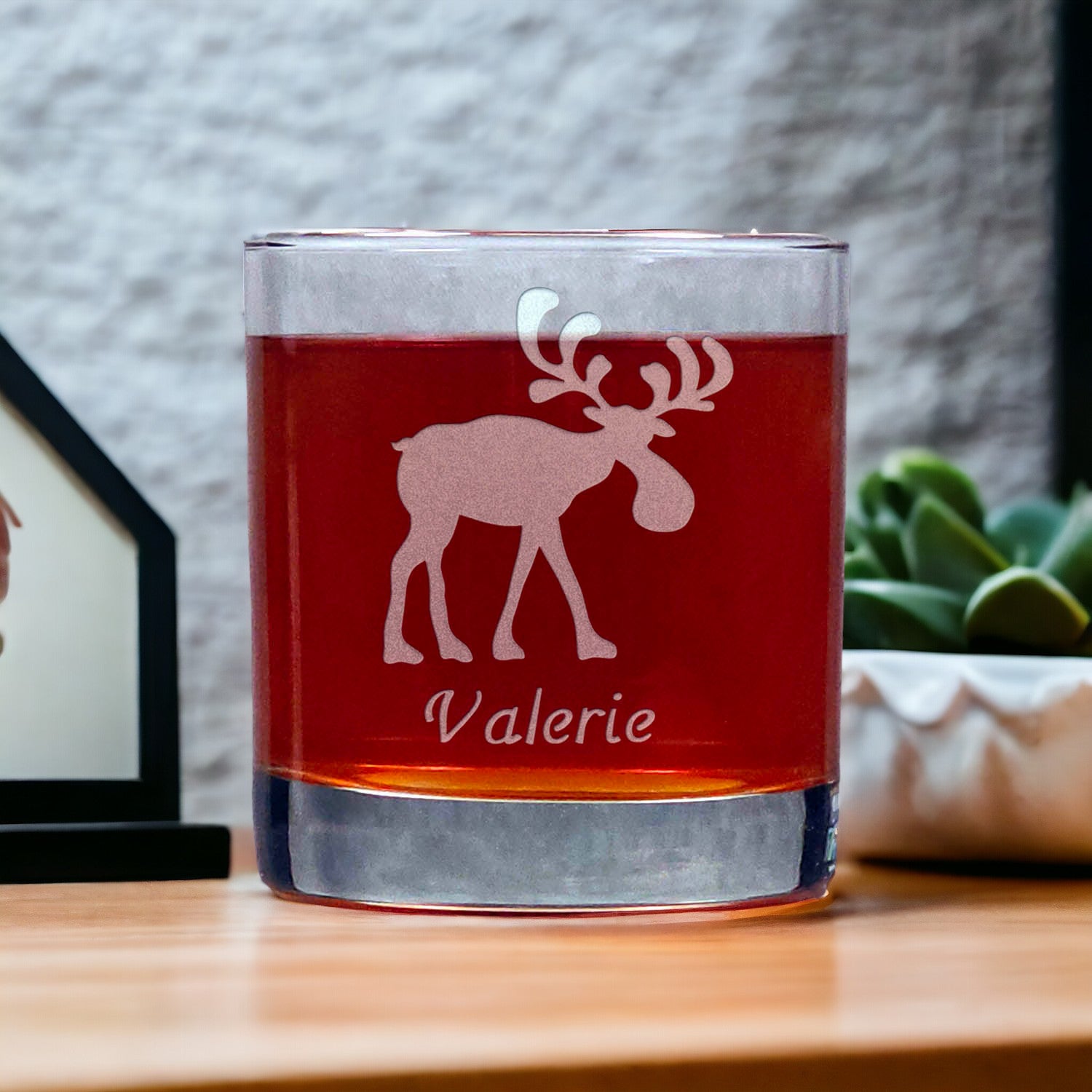 Personalized Whimsical Moose Personalized Whisky Glass - Design 2 - Copyright Hues in Glass