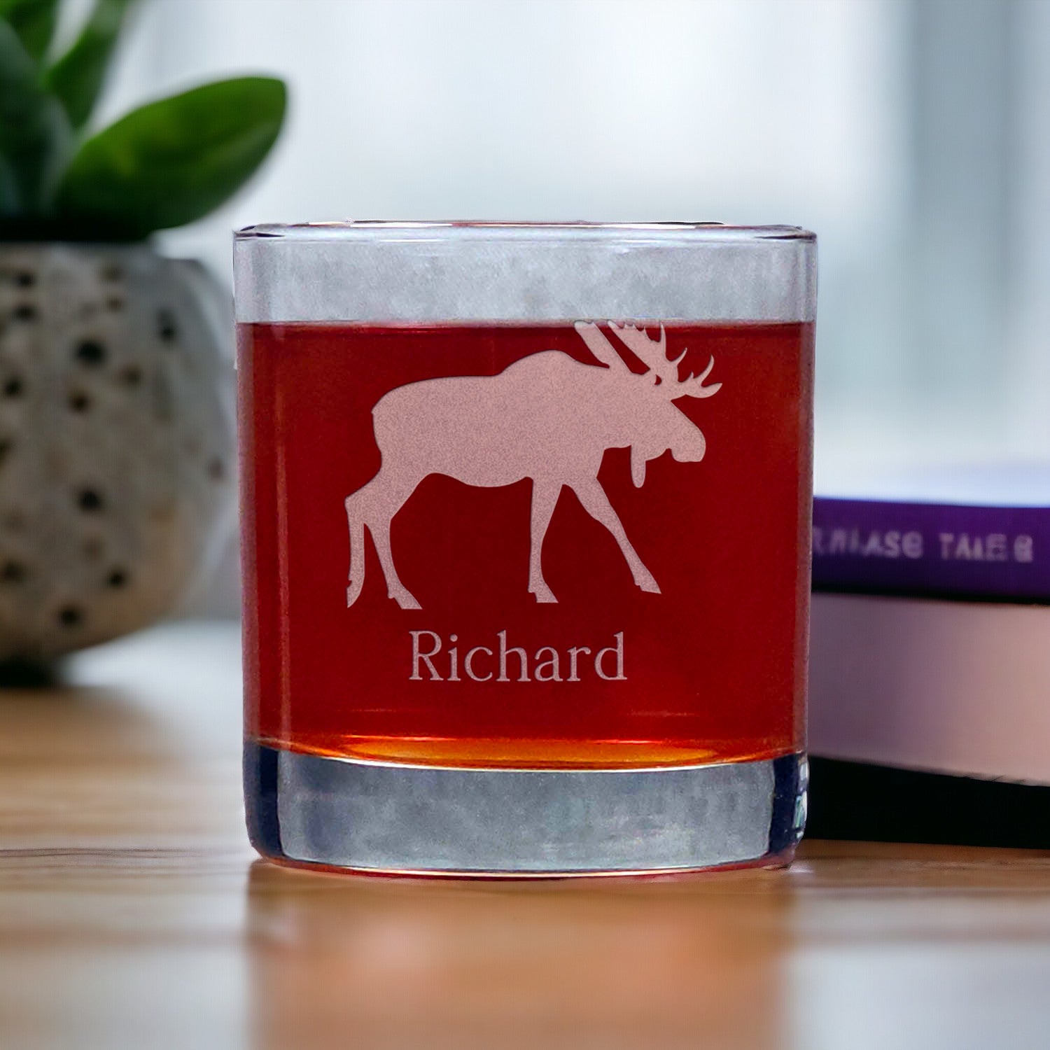 Personalized Moose Whisky Glass - Design 4 - Copyright Hues in Glass