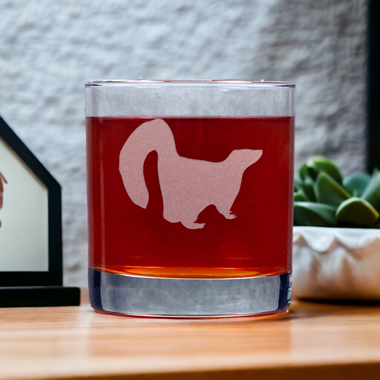 Skunk 11oz Whisky Glass - Design 2 - Copyright Hues in Glass