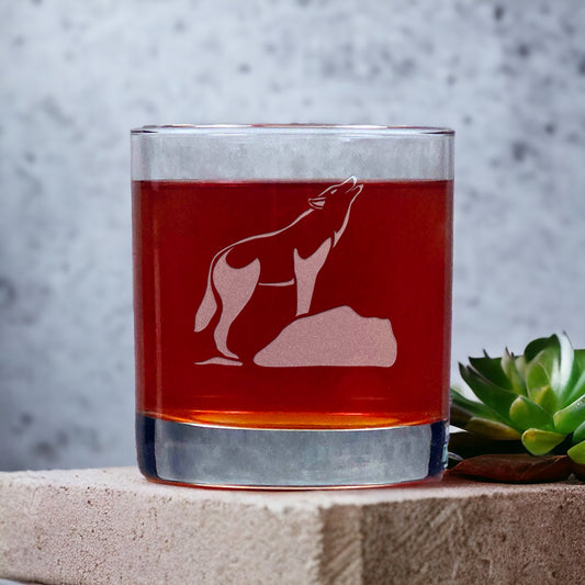 Howling Wolf Whisky Glass - Design 2 - Copyright Hues in Glass