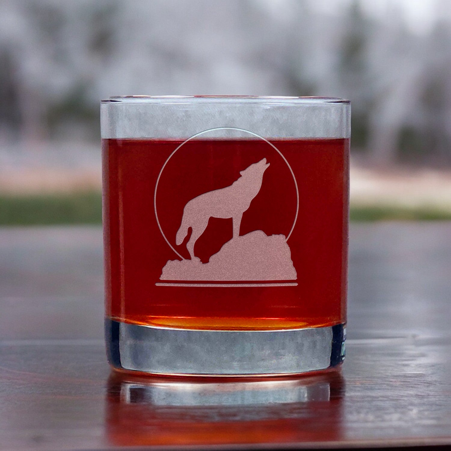 Wolf Howling at the Moon Whisky Glass - Design 3 - Copyright Hues in Glass