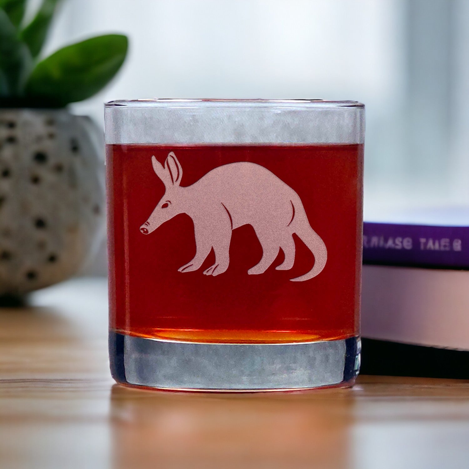 Aardvark Whisky Glass - Copyright Hues in Glass