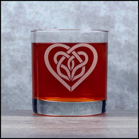 Celtic Heart Whisky Glass - Copyright Hues in Glass