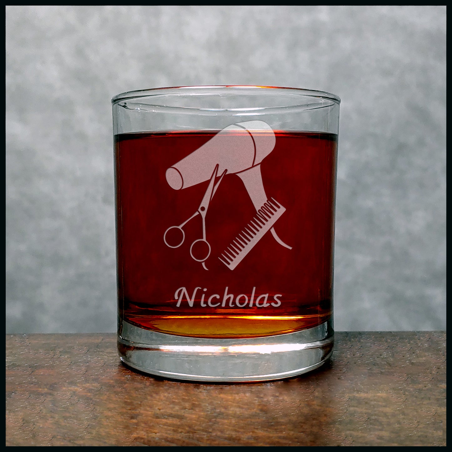 Hairdresser Personalized Whisky Glass - Copyright Hues in Glass